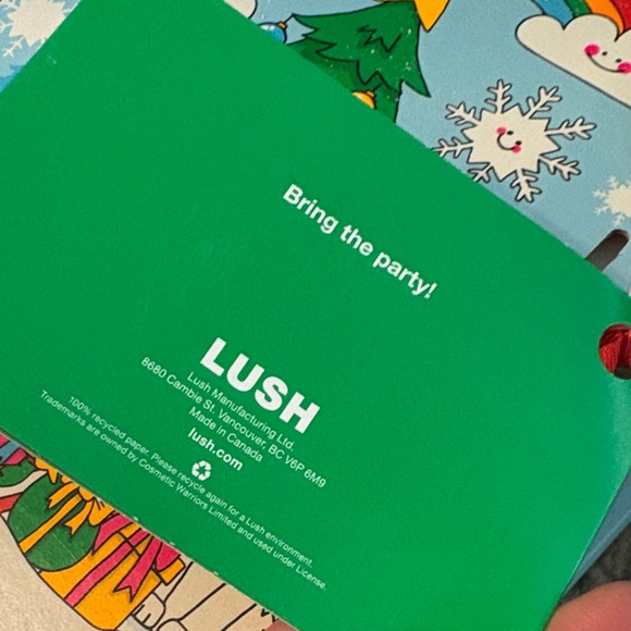 Lush Cosmetics Penguin's Christmas Party Gift Set - Picture 5 of 8
